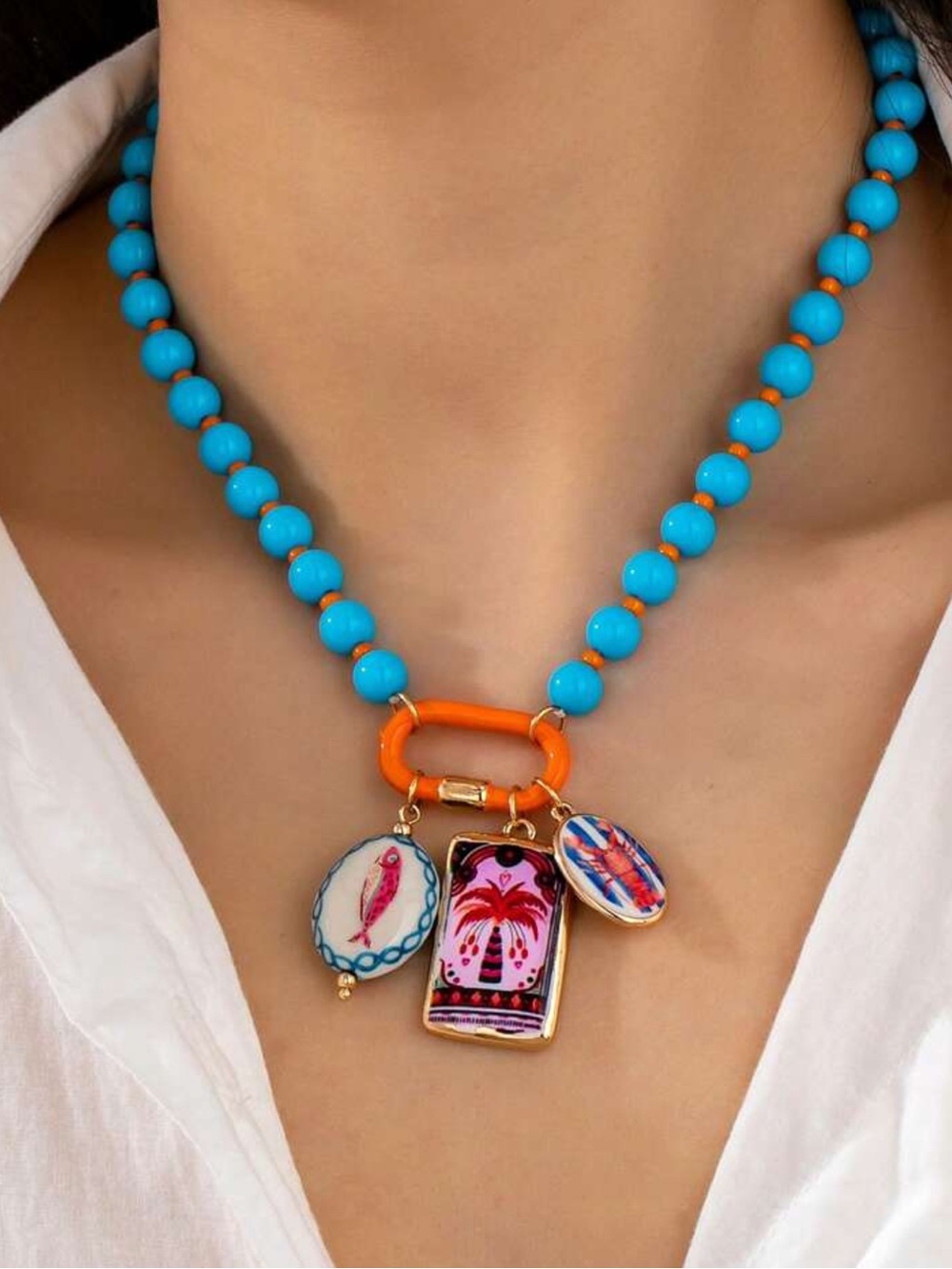 Blue Beaded Pendant Charm Necklace R790